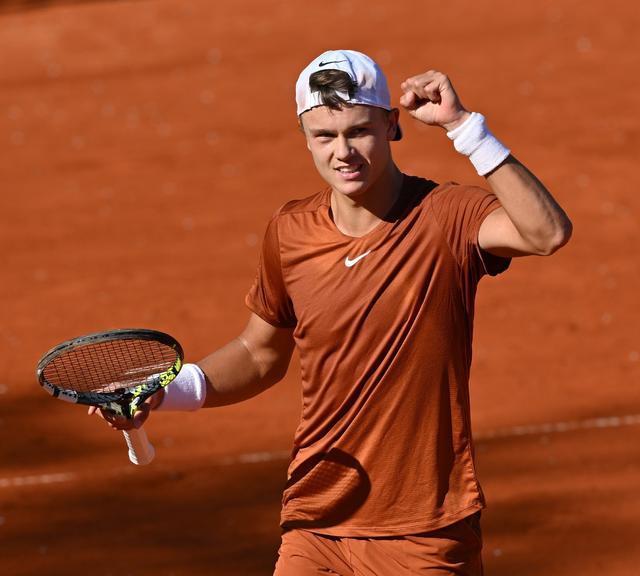 在比赛中存 在比赛中存