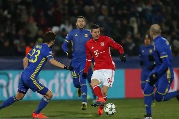 战险胜沙特 战险胜沙特